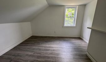 750 Oakland Rd, Belgrade, ME 04917
