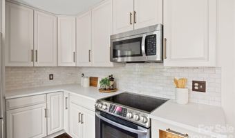 2215 Chatham Ave, Charlotte, NC 28205