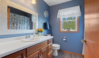 N9166 KERNAN Avenue, Appleton, WI 54915