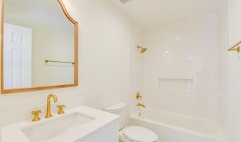 6 BELVEDERE Ct, Annapolis, MD 21403