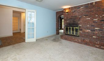 153 12th St, Belford, NJ 07718