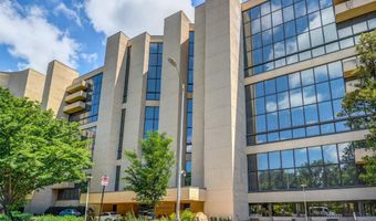 1101 S ARLINGTON RIDGE Rd S 208, Arlington, VA 22202