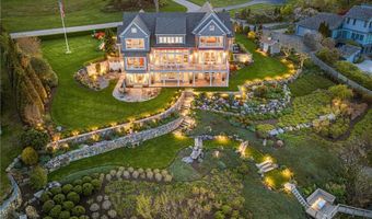 737 Boston Neck Rd, Narragansett, RI 02882