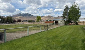 230 Redbird Ln, Challis, ID 83226