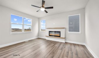 2303 Chan Dr, Adel, IA 50003