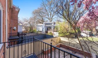 911 S LEE St, Alexandria, VA 22314