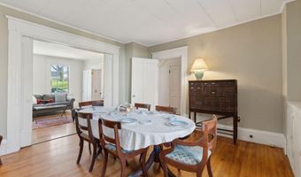 11 Linden St, Bath, ME 04530