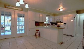 948 Pinebluff Lake Rd, Aberdeen, NC 28315