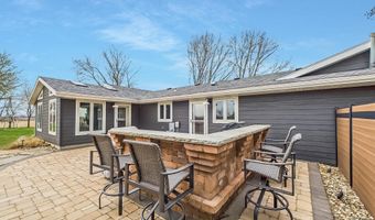46923 250th St, Baltic, SD 57003