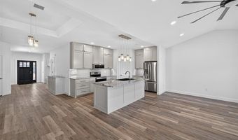 207 Lindsey Ave, Adair, OK 74330