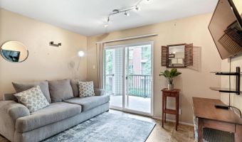 3304 WYNDHAM Cir #235, Alexandria, VA 22302