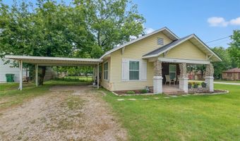 211 S Wickham St, Alvord, TX 76225