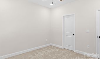 2123 Woodhurst Ln, Albemarle, NC 28001