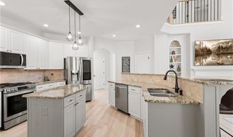 150 Fallen Leaf Ct, Alpharetta, GA 30005