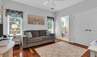 490 Arlington Ave S, Bayville, NJ 08721
