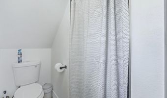 717 S York St, Albion, IN 46701