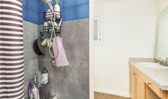3371 Oahu Ave, Honolulu, HI 96822