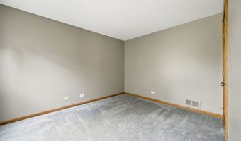 1333 W Sable Dr, Addison, IL 60101