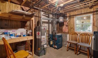 350 Essex Rd, North Kingstown, RI 02852