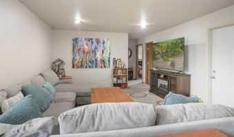 1306 S 12th St, Aberdeen, SD 57401