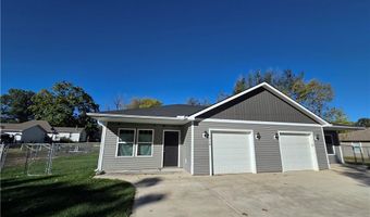 30 E 7th St, Adrian, MO 64720