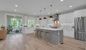 5617 23RD St N, Arlington, VA 22205