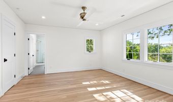 18 Normandy Rd, Asheville, NC 28803