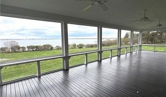 41 Walcott Ave, Jamestown, RI 02835