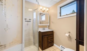 23 Lisa Dr, Barre, VT 05641