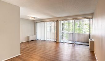4141 N HENDERSON Rd 204, Arlington, VA 22203