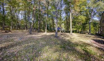 16 Kilroy Rd, Andover, NJ 07860