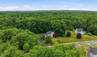 43 Emerson Rd, Chester, NH 03036