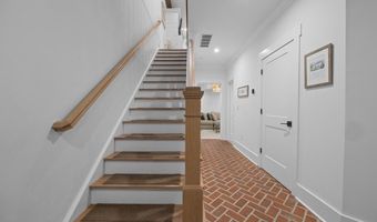 4724 CROSS St, Philadelphia, PA 19128
