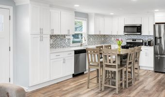238 Forepeak Ave, Beachwood, NJ 08722