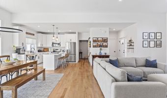 173 Tamrox Dr, Arundel, ME 04046