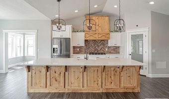 2868 Spring Gulch Dr, Ammon, ID 83406