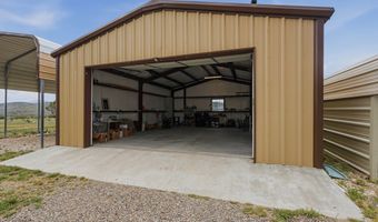 102 S Hackberry Dr, Alpine, TX 79830
