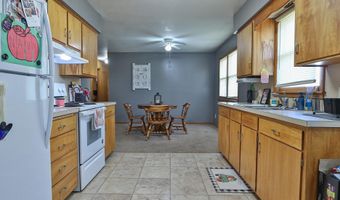 230 8th St, Adams, NE 68301