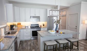 37 S Edgewood Rd, Asheville, NC 28803