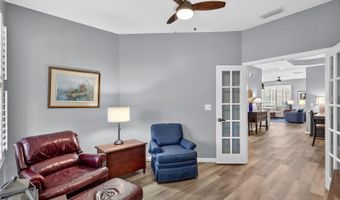 5610 GOLDEN ISLES Dr, Apollo Beach, FL 33572