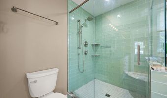 28 CLARK Rdg, Hockessin, DE 19707