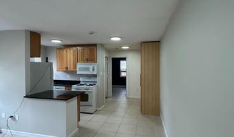 2301 FARRINGTON Ave 03-301, Alexandria, VA 22303