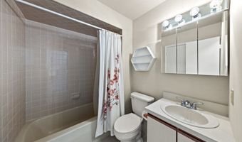 1 Baltusrol Ct 2, Alloway, NJ 07462