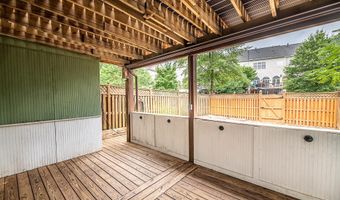 24635 KINGS CANYON Sq, Aldie, VA 20105
