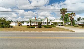 316 Fair St, Baxley, GA 31513
