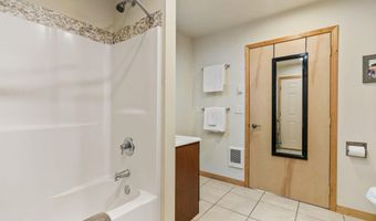 905 N Cedar View Dr, Blanchard, ID 83804