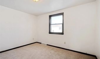 317 Sundridge Dr, Amherst, NY 14228