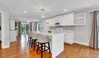 5 Sunset Ln A, Brentwood, NH 03833