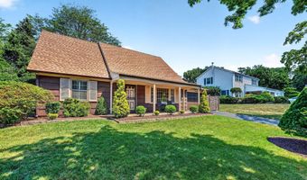 29 Ormont Ln, Aberdeen, NJ 07747