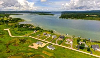 6188 Summerside Dr, Alanson, MI 49706